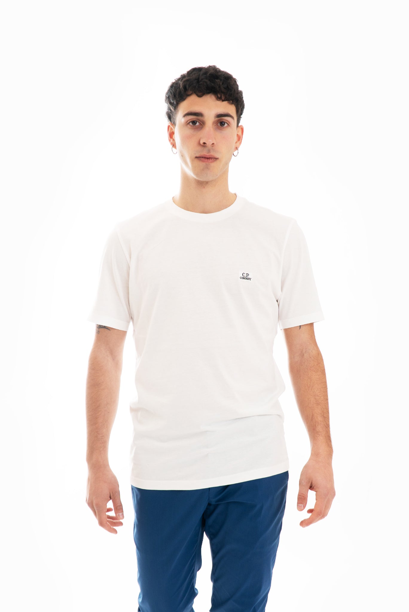 T-shirt Bianca con Logo a Toppa