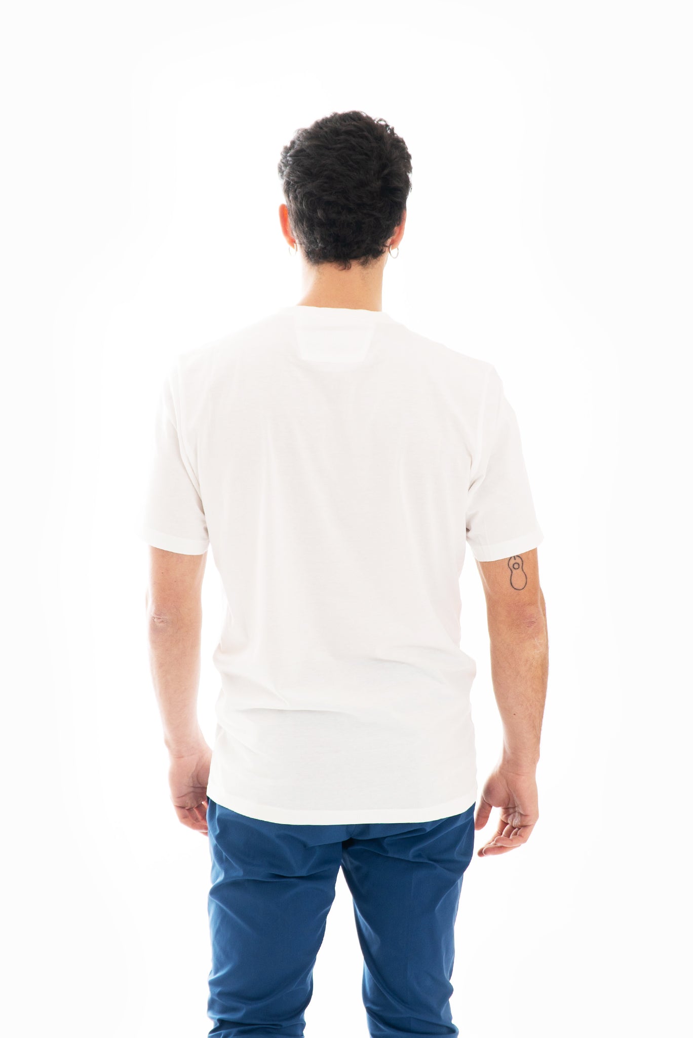 T-shirt Bianca con Logo a Toppa