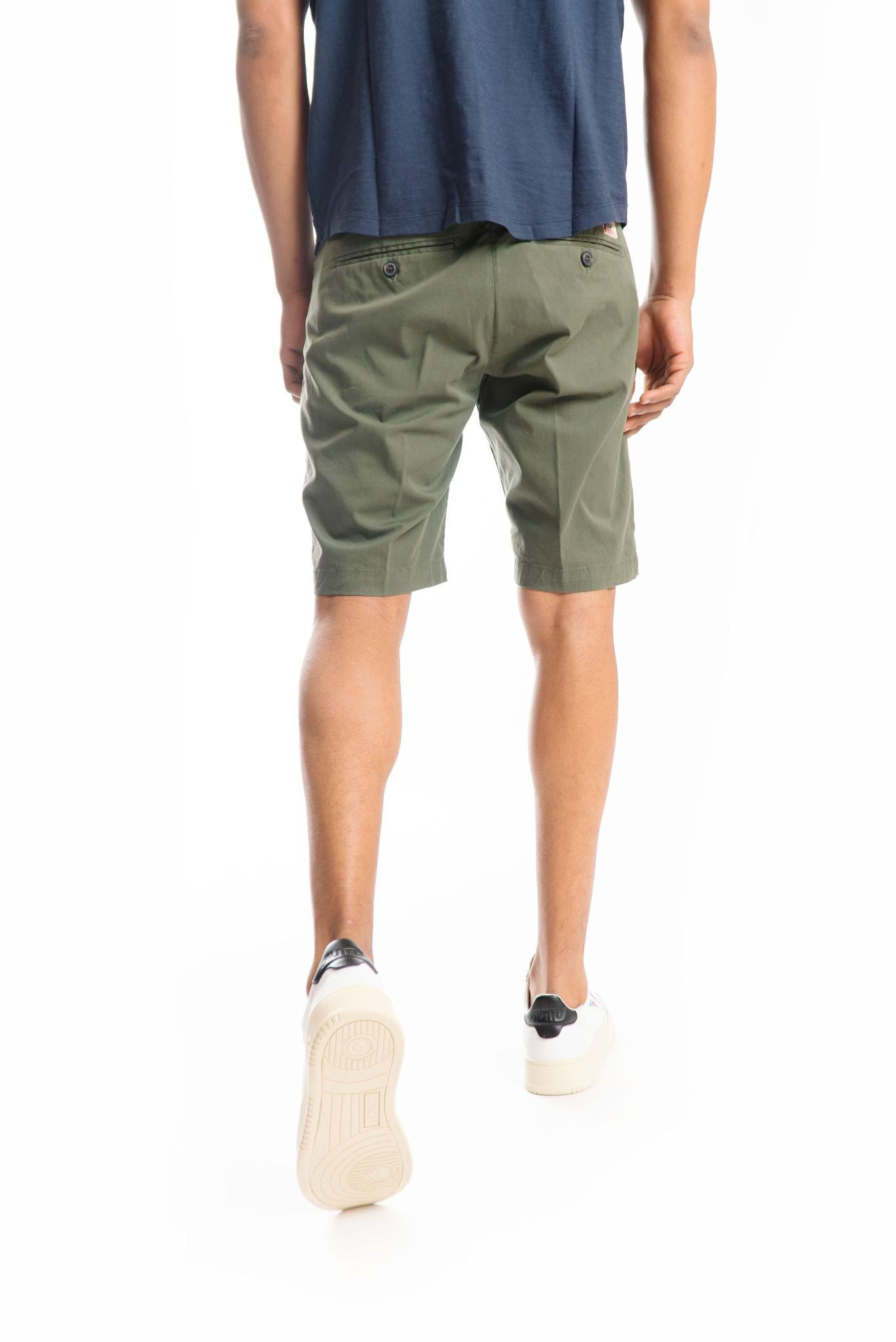 Bermuda Verde Militare in Gabardina di Cotone