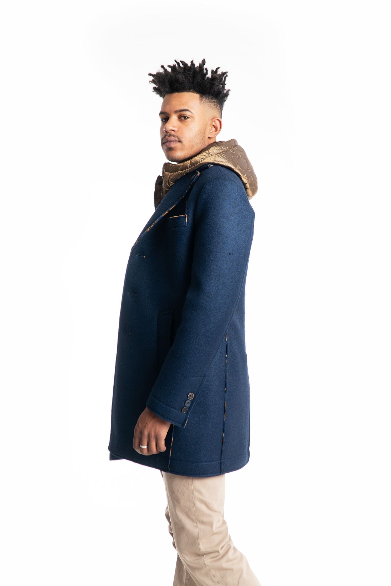bob company cappotto blu con cappuccio removibile, lato